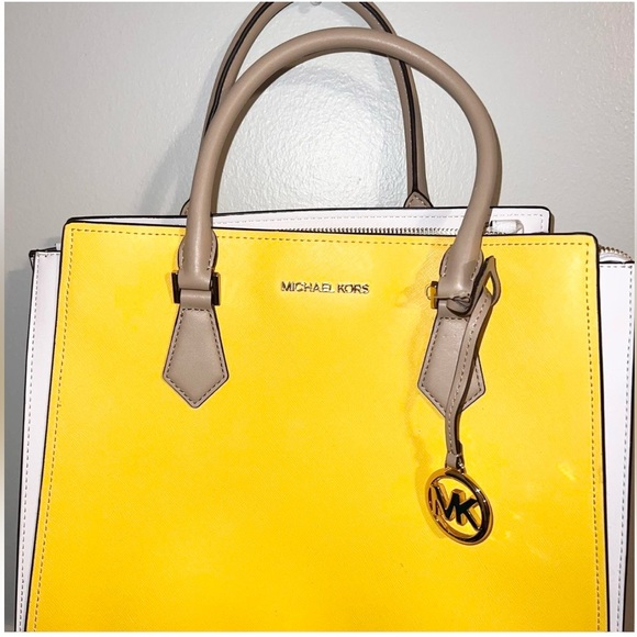 Michael Kors Large Colorblock Yellow/Tan NWOT Satchel Firm Price - Picture 4 of 7
